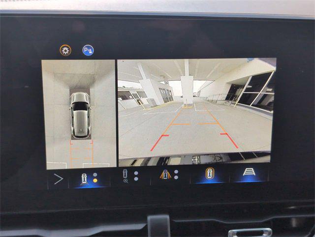 used 2025 Chevrolet Equinox car, priced at $28,997