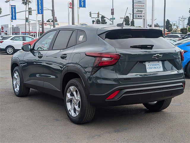 new 2025 Chevrolet Trax car, priced at $23,510