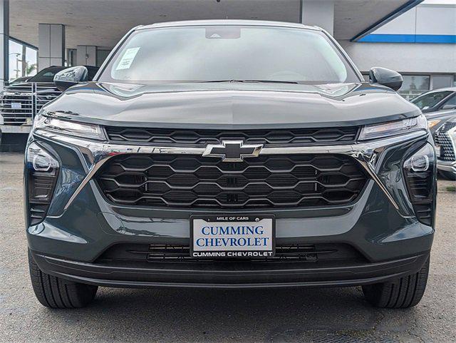 new 2025 Chevrolet Trax car, priced at $23,510
