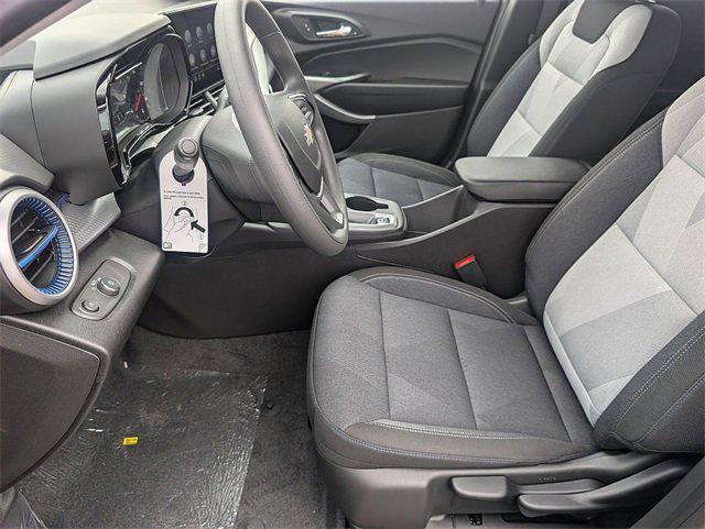 new 2025 Chevrolet Trax car, priced at $23,510