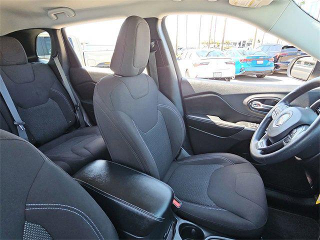 used 2019 Jeep Cherokee car, priced at $12,597