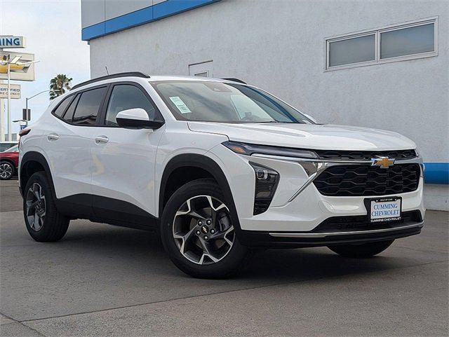 new 2025 Chevrolet Trax car, priced at $24,430