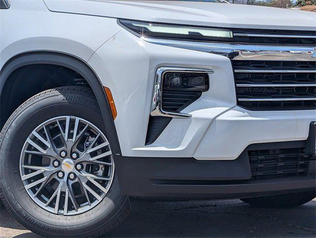 new 2025 Chevrolet Traverse car, priced at $42,890
