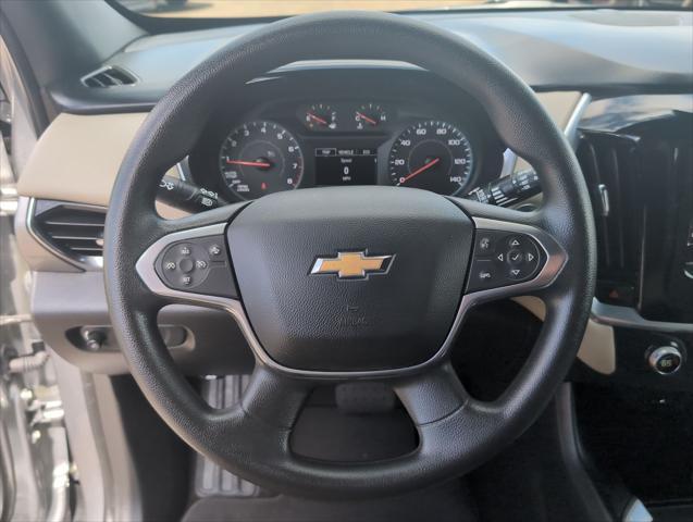 used 2023 Chevrolet Traverse car, priced at $25,863