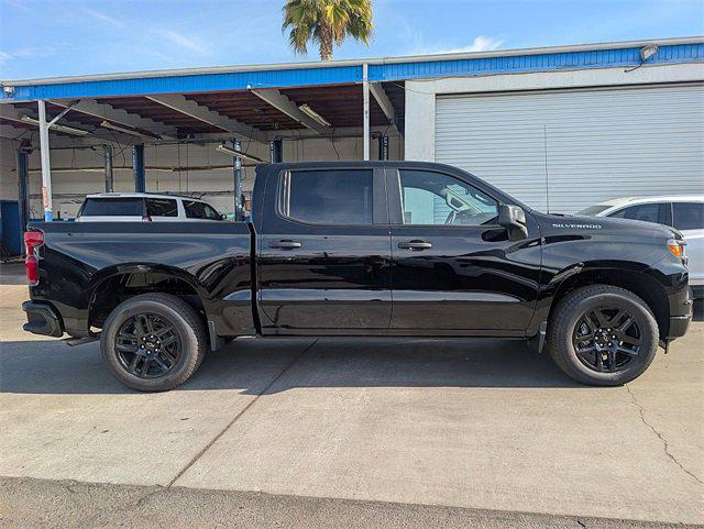 new 2026 Chevrolet Silverado 1500 car, priced at $44,290