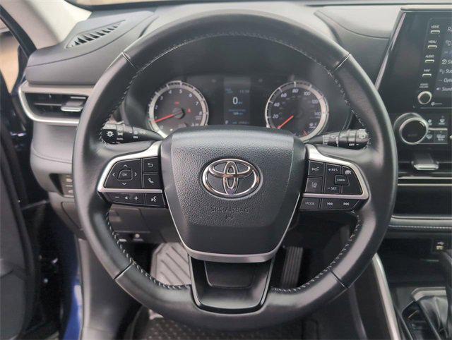 used 2022 Toyota Highlander car, priced at $29,687