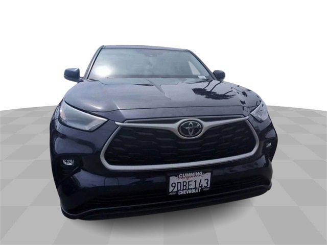 used 2022 Toyota Highlander car, priced at $29,687