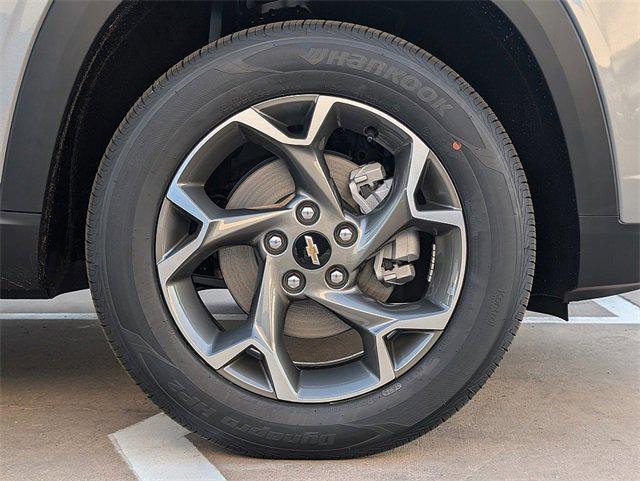 new 2025 Chevrolet Trax car, priced at $24,820