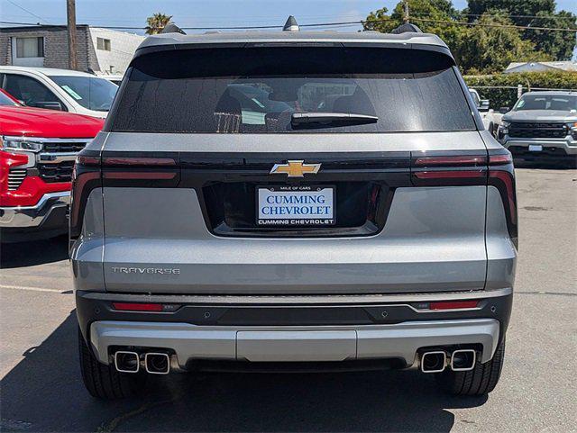 new 2025 Chevrolet Traverse car, priced at $43,015