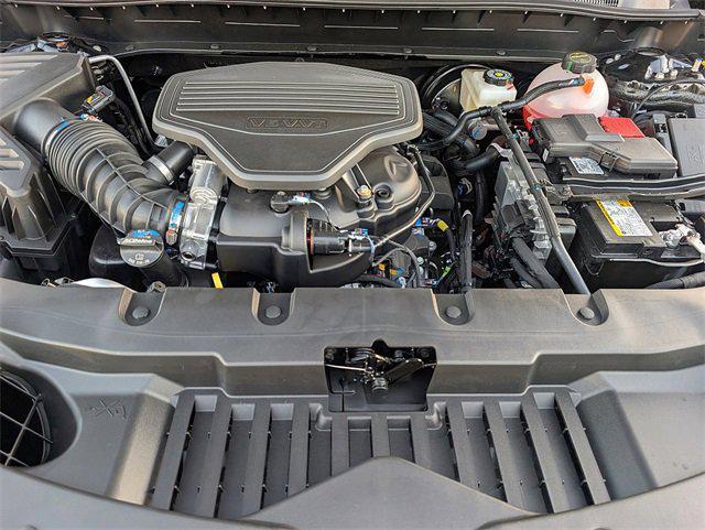 new 2025 Chevrolet Blazer car, priced at $40,550