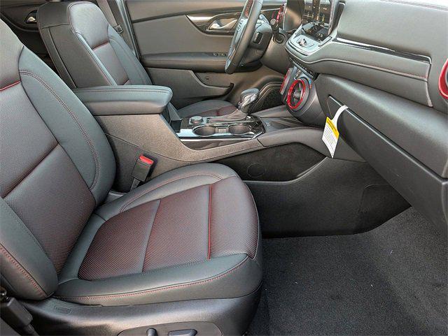 new 2025 Chevrolet Blazer car, priced at $40,550