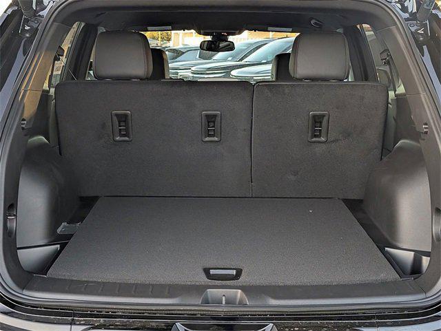 new 2025 Chevrolet Blazer car, priced at $40,550