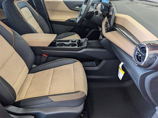 new 2026 Chevrolet Equinox car, priced at $38,005