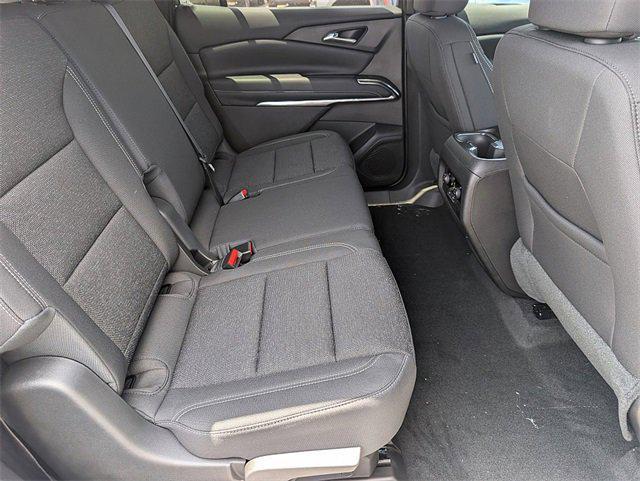 new 2025 Chevrolet Traverse car, priced at $42,890