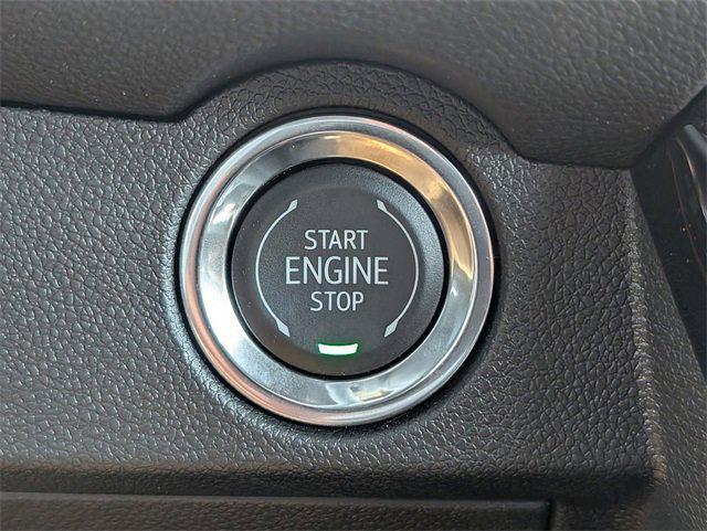 new 2025 Chevrolet Traverse car, priced at $42,890