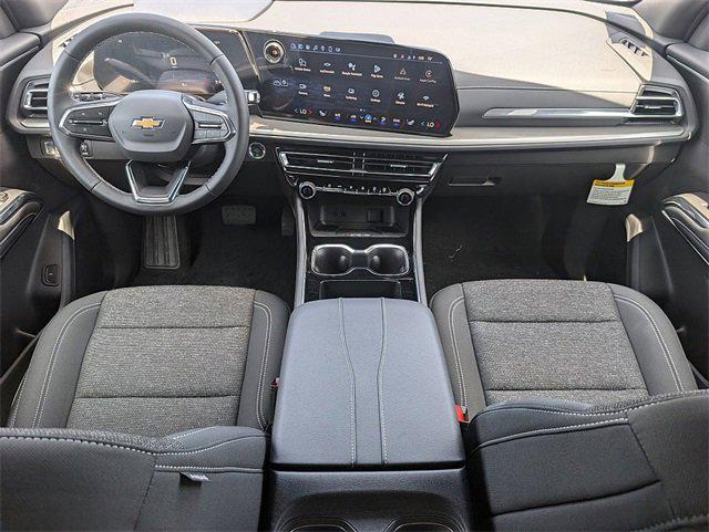 new 2025 Chevrolet Traverse car, priced at $42,890