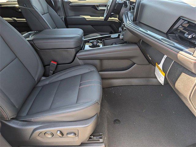 new 2025 Chevrolet Suburban car, priced at $90,240