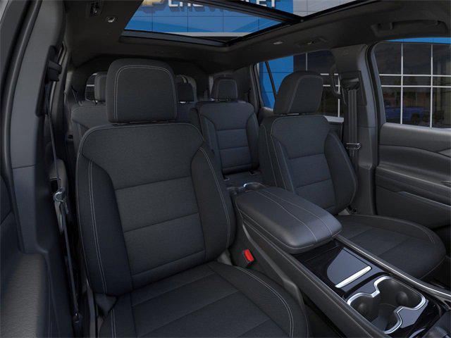 new 2025 Chevrolet Traverse car, priced at $49,605