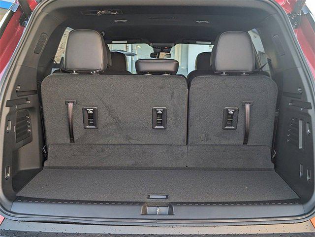 new 2025 Chevrolet Traverse car, priced at $48,375