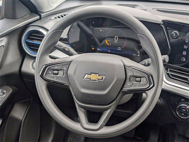 new 2025 Chevrolet Trax car, priced at $24,430