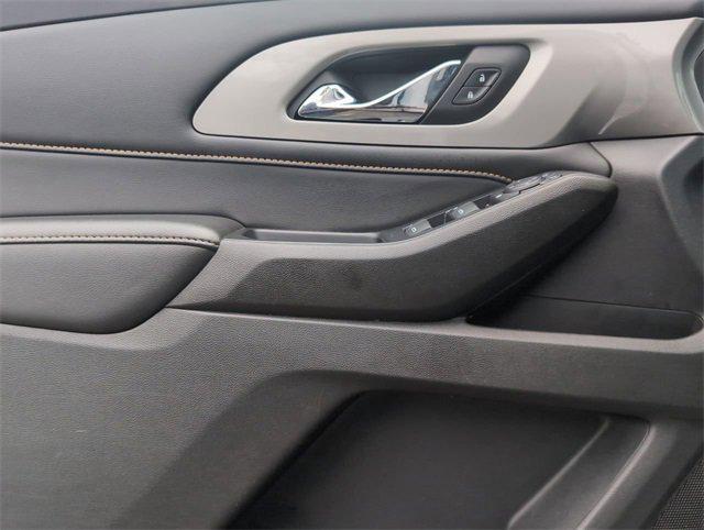 used 2021 Chevrolet Traverse car, priced at $21,363