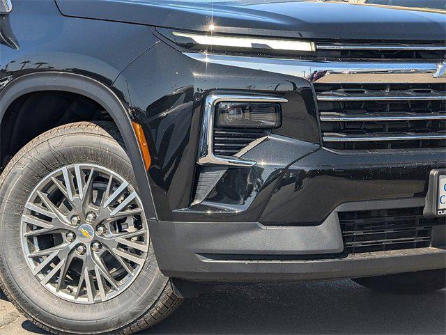 new 2025 Chevrolet Traverse car, priced at $42,890