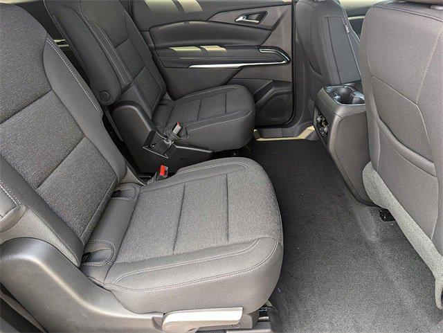 new 2025 Chevrolet Traverse car, priced at $42,890