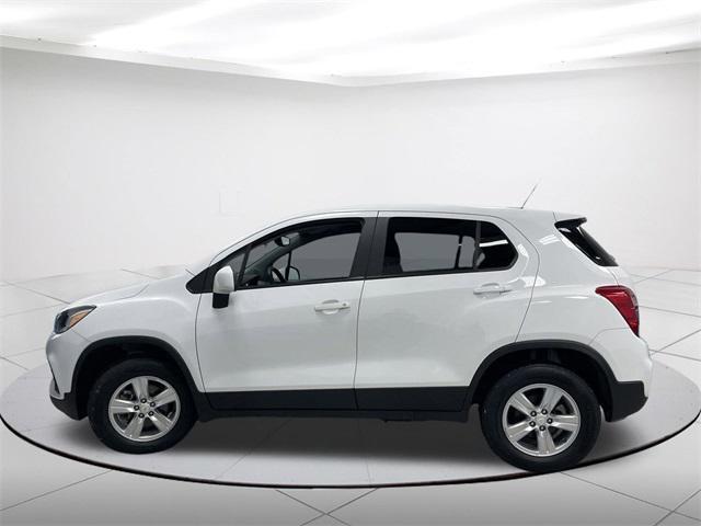 used 2022 Chevrolet Trax car, priced at $12,990