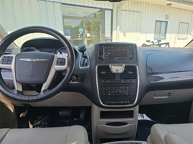 used 2015 Chrysler Town & Country car, priced at $7,750