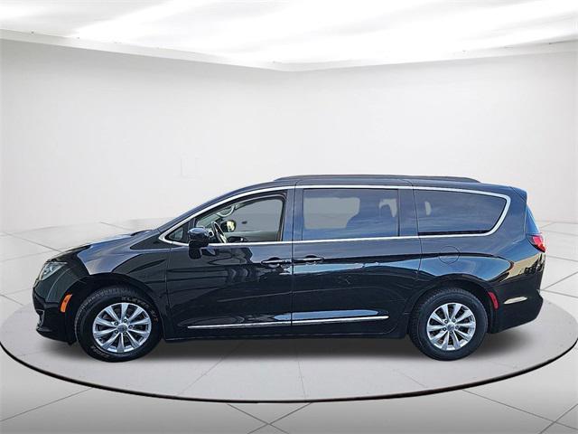 used 2017 Chrysler Pacifica car, priced at $12,990