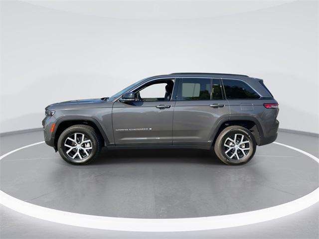 new 2025 Jeep Grand Cherokee car, priced at $44,855