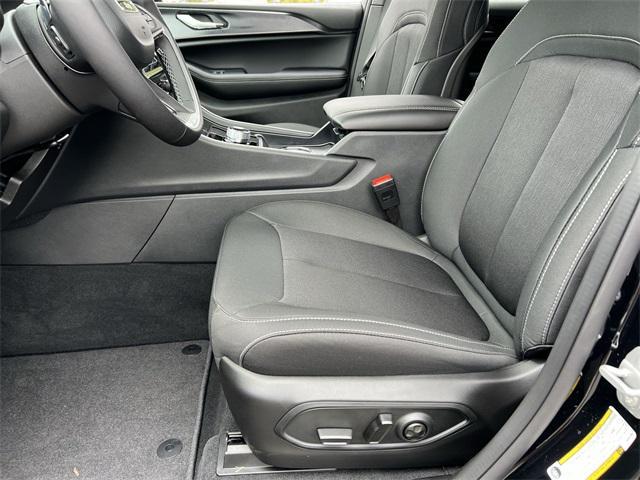 new 2025 Jeep Grand Cherokee car, priced at $35,920
