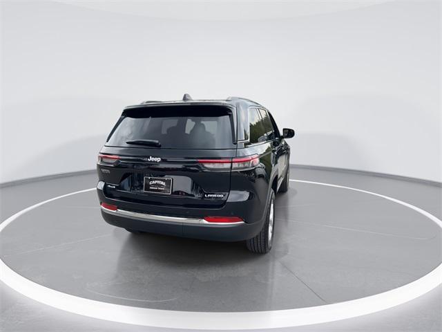 new 2025 Jeep Grand Cherokee car, priced at $35,920
