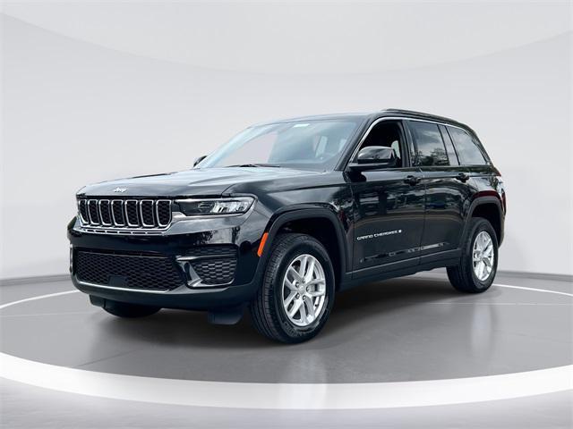 new 2025 Jeep Grand Cherokee car, priced at $35,920