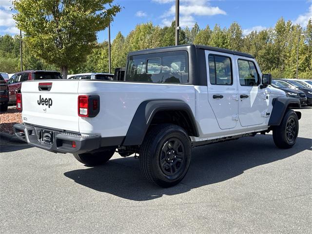 new 2025 Jeep Gladiator car, priced at $32,960
