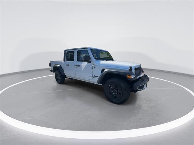 new 2025 Jeep Gladiator car, priced at $32,960