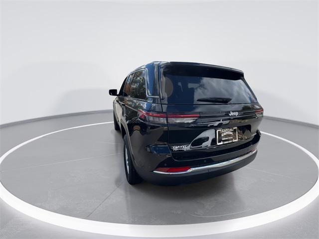 new 2025 Jeep Grand Cherokee car, priced at $31,670