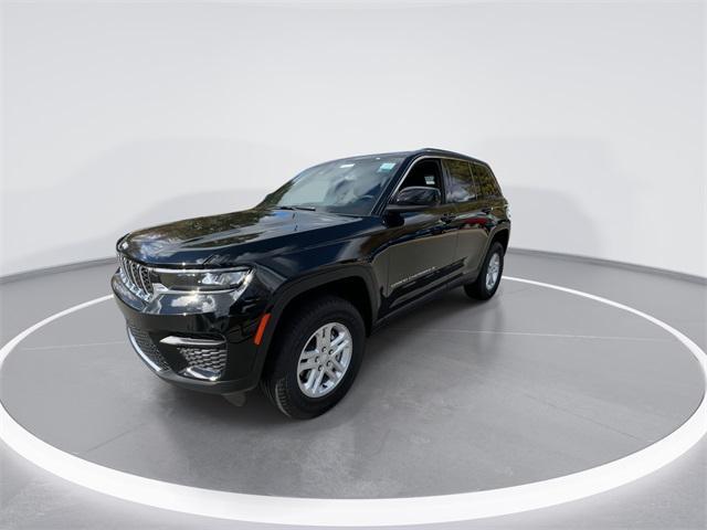 new 2025 Jeep Grand Cherokee car, priced at $31,670