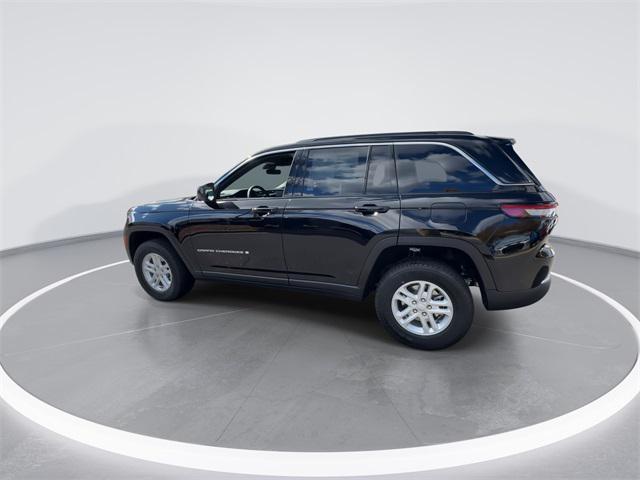 new 2025 Jeep Grand Cherokee car, priced at $31,670