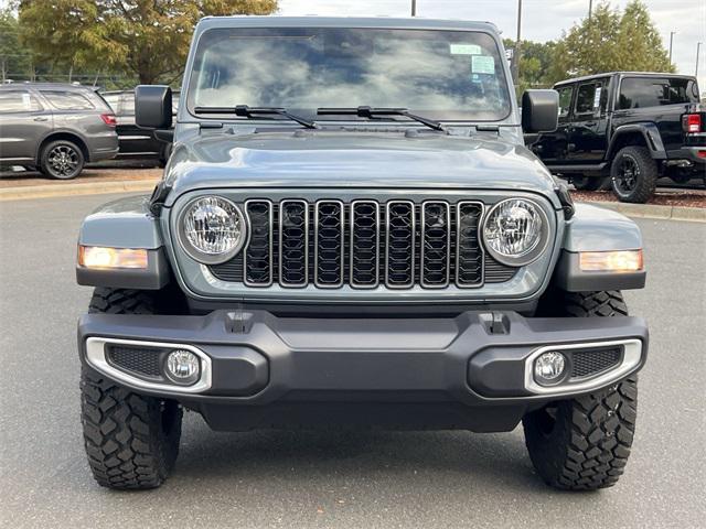 new 2025 Jeep Gladiator car, priced at $43,471