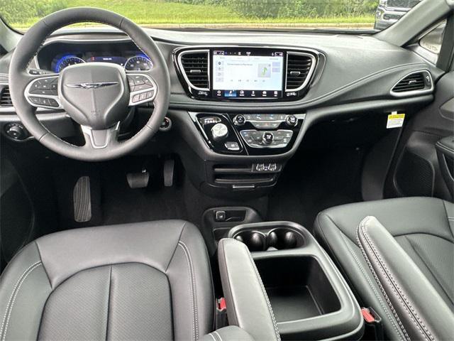 new 2025 Chrysler Pacifica car, priced at $36,997