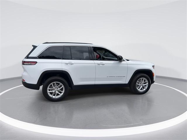 new 2025 Jeep Grand Cherokee car, priced at $33,325