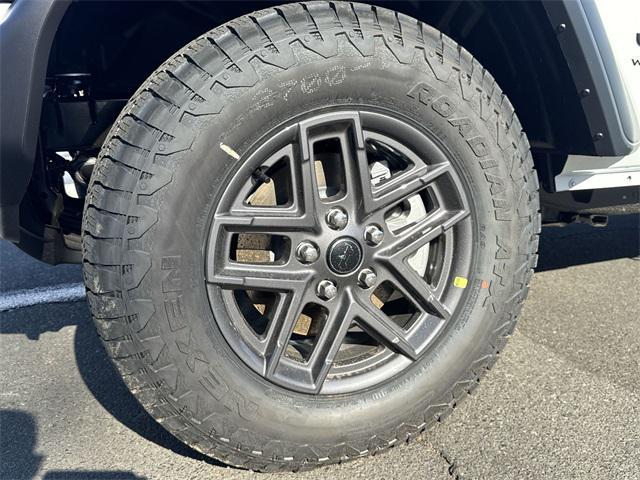 new 2026 Jeep Wrangler car, priced at $46,527