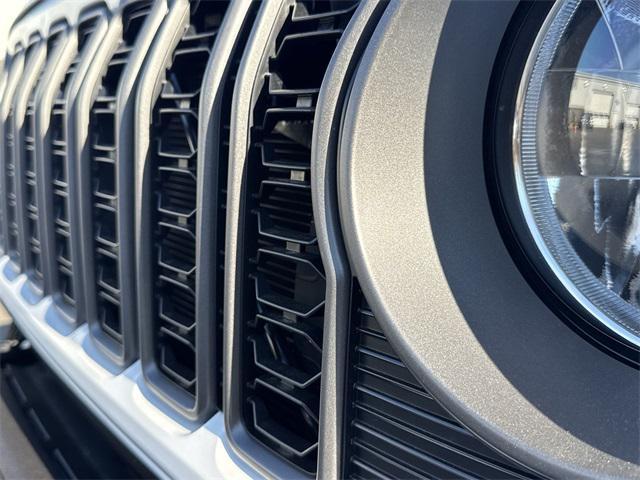 new 2026 Jeep Wrangler car, priced at $46,527