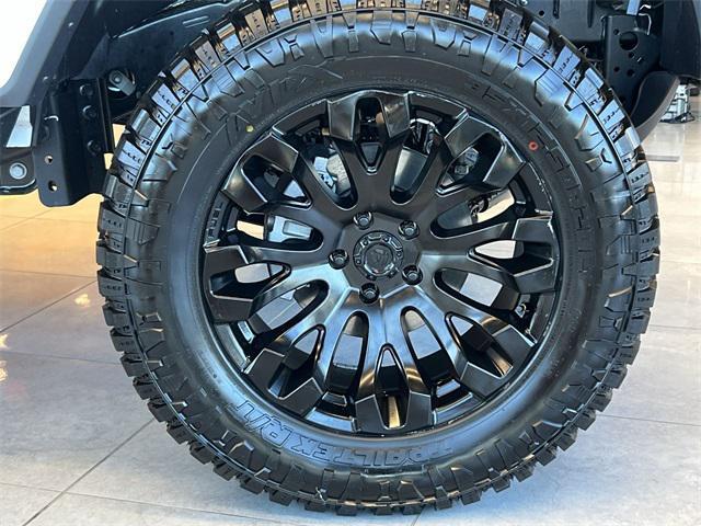 new 2025 Jeep Gladiator car, priced at $49,634