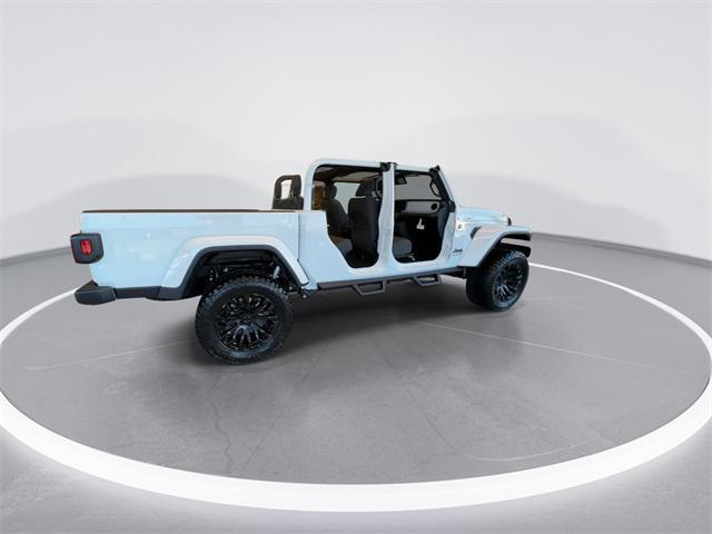 new 2025 Jeep Gladiator car, priced at $49,634