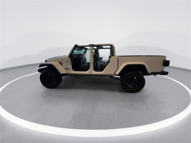 new 2025 Jeep Gladiator car, priced at $49,634