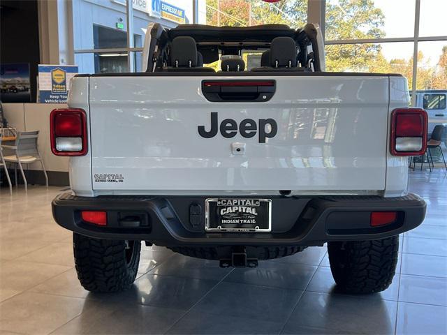 new 2025 Jeep Gladiator car, priced at $49,634