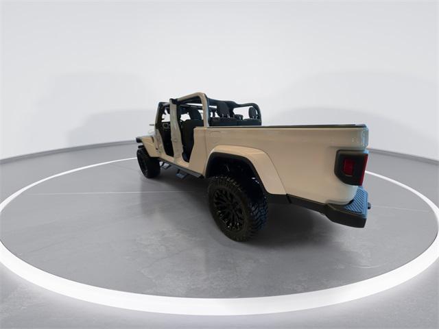 new 2025 Jeep Gladiator car, priced at $49,634