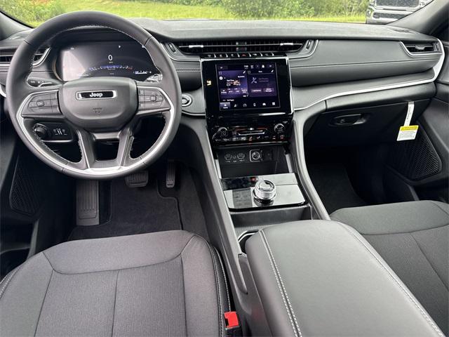 new 2025 Jeep Grand Cherokee L car, priced at $31,375
